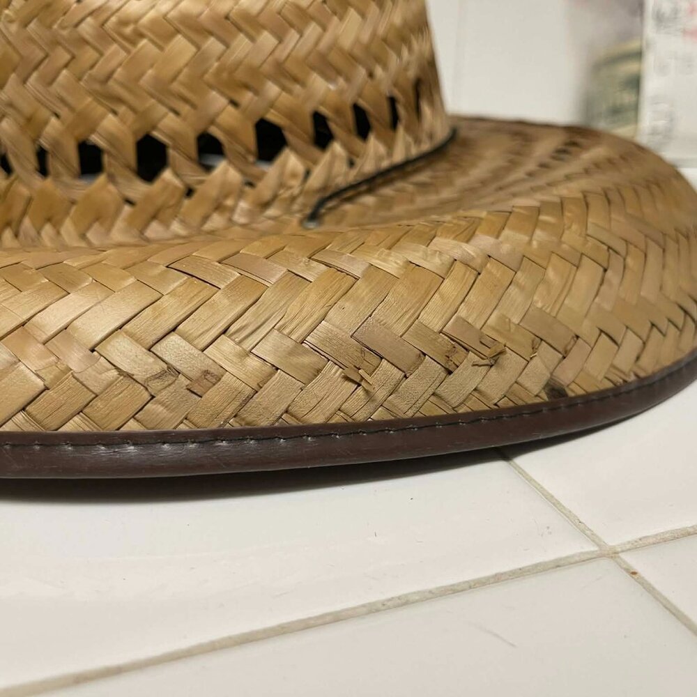 straw hat - Picture 9 of 13